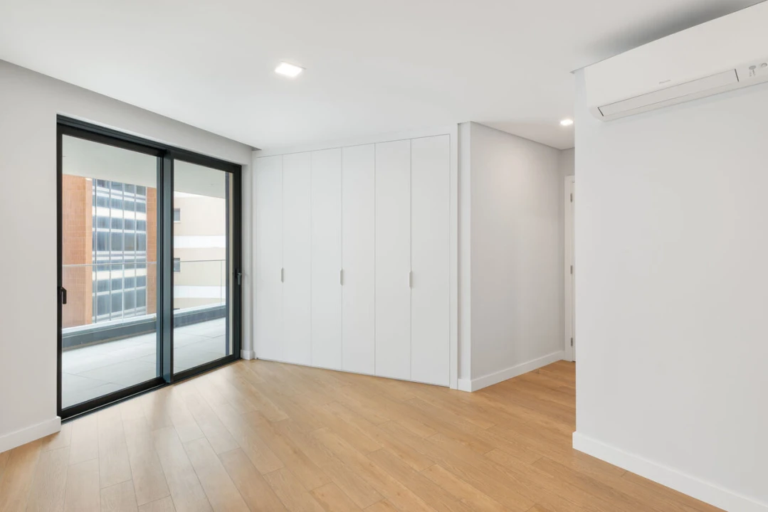 Apartamento T2 para Venda em Carcavelos e Parede Foto 11