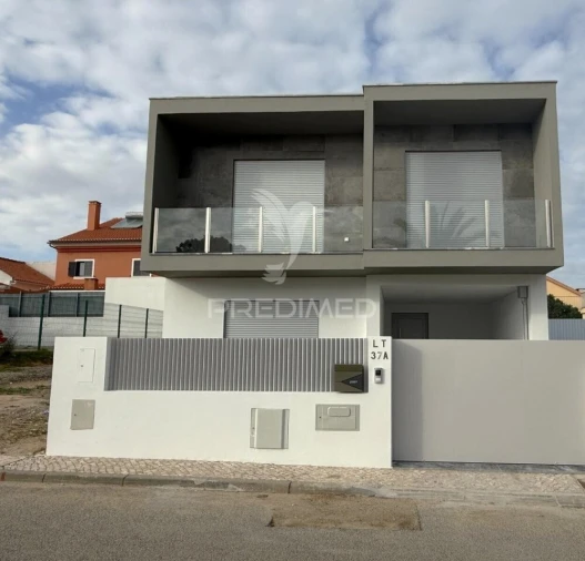 Moradia T4 para Venda em Quinta do Conde Foto 13