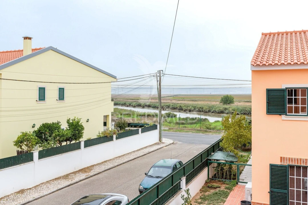 Moradia T3 para Venda em Samora Correia Foto 19
