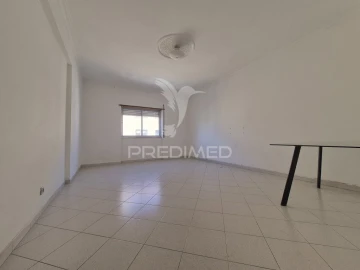 Apartamento T2 para Venda em Rio de Mouro