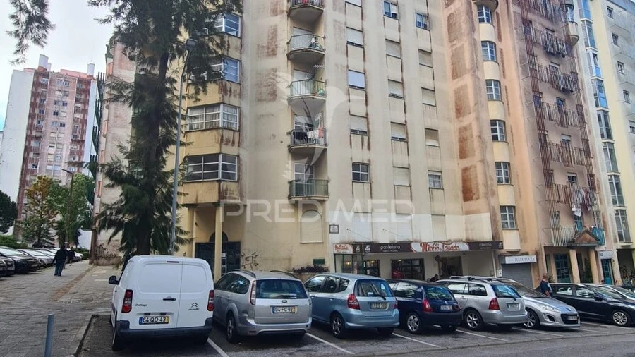 Apartamento T2 para Venda em Algueirão-Mem Martins