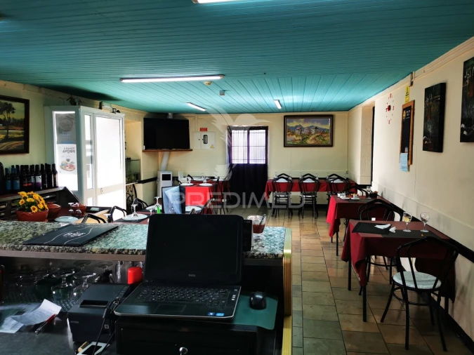 Loja para Trespasse em São João Baptista e Santa Maria dos Olivais Foto 21