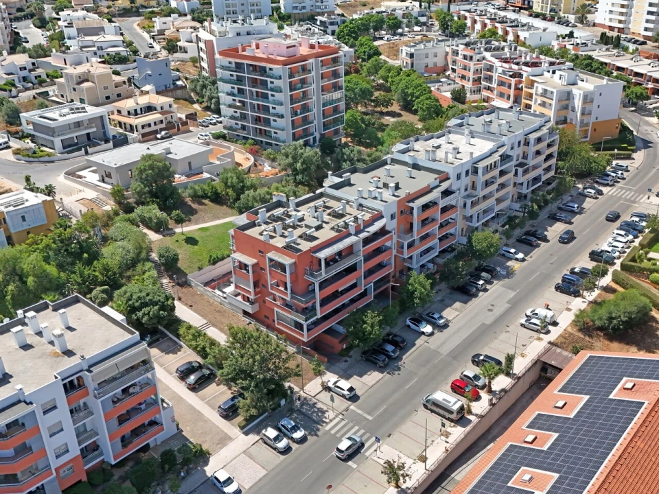 Apartamento T2 para Venda em Portimão Foto 23
