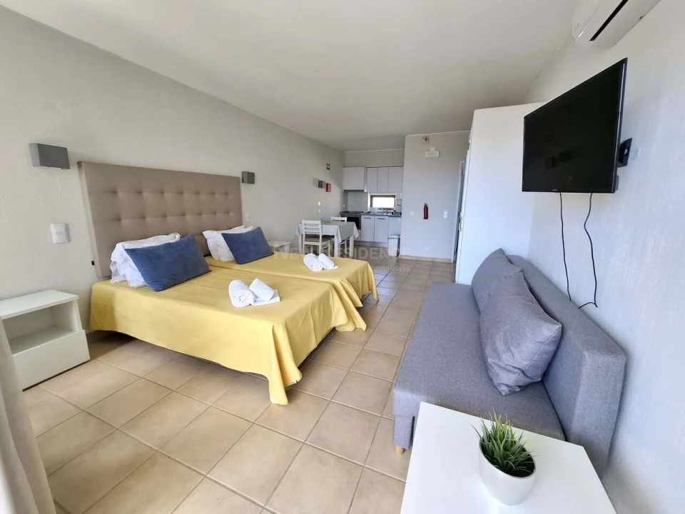 Apartamento T0 para Venda em Albufeira e Olhos de Água Foto 7