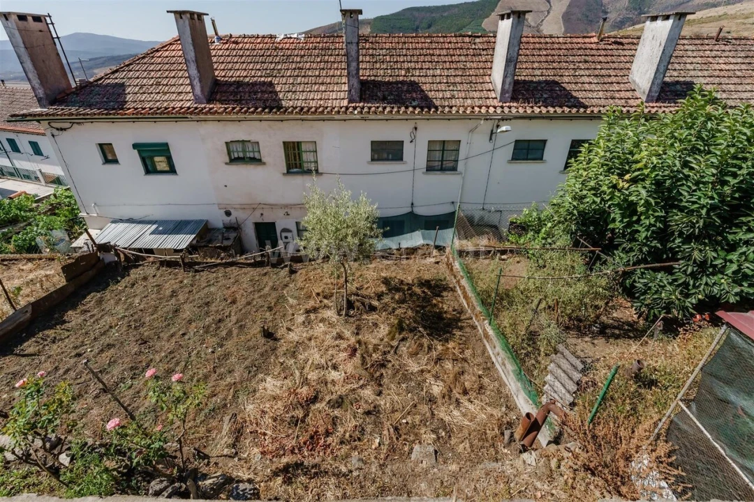 Moradia T2 para Venda em Aldeia de São Francisco de Assis Foto 13