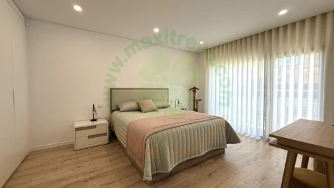 Moradia T3 para Venda em Fernao Ferro
