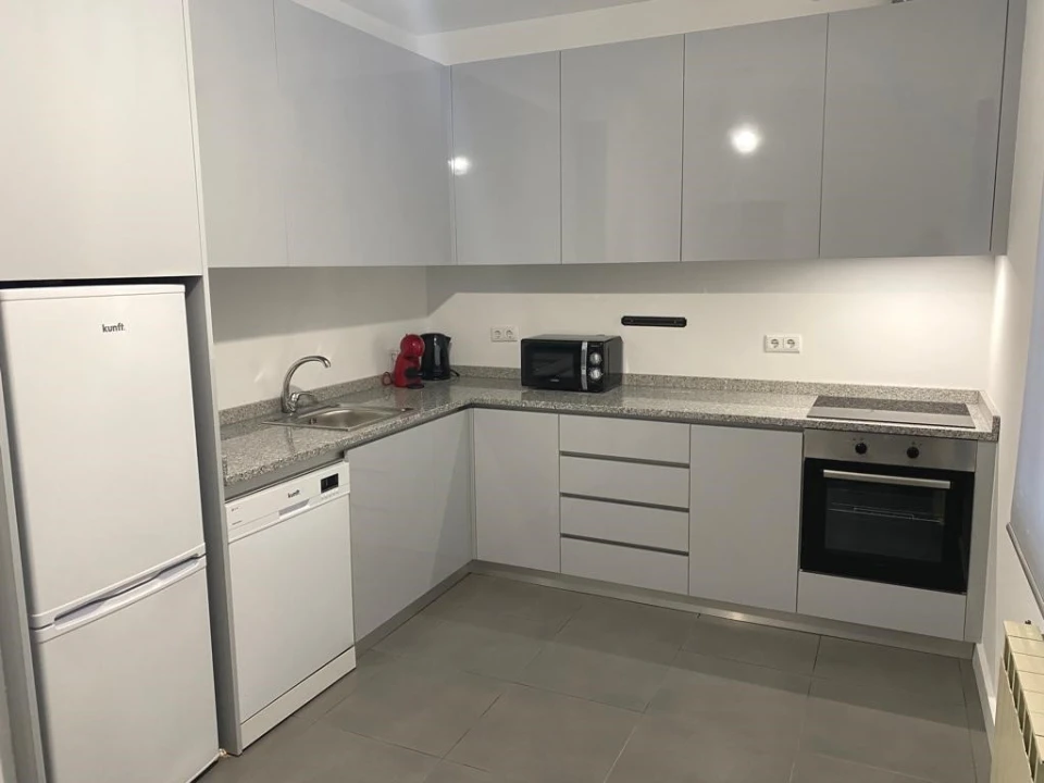Moradia T4 para Arrendamento em Gemeses Foto 11
