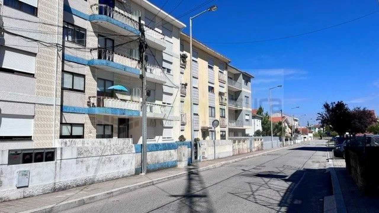Apartamento T3 para Arrendamento em São Mamede de Infesta e Senhora da Hora Foto 24
