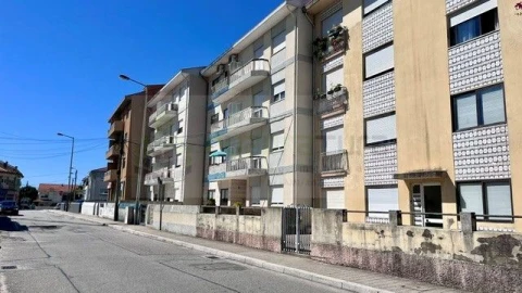 Apartamento T3 para Arrendamento em São Mamede de Infesta e Senhora da Hora