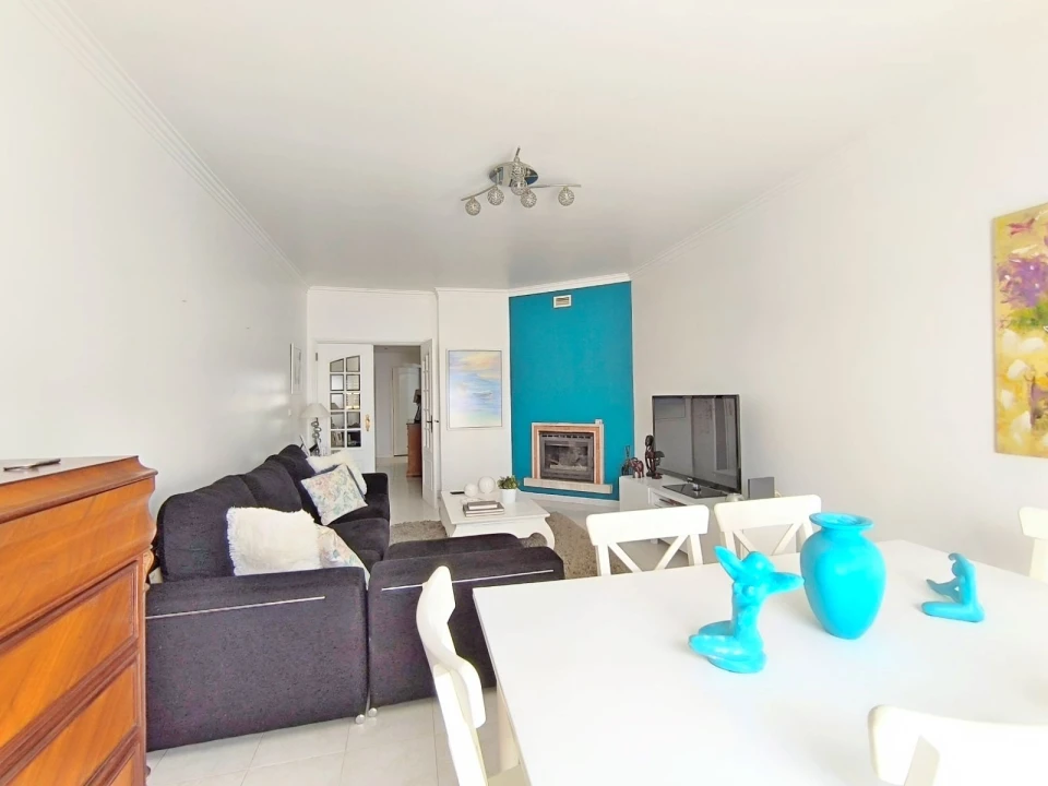 Apartamento T3 para Venda em Cacém e São Marcos Foto 2