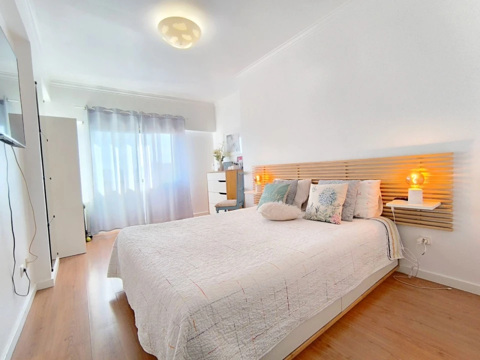 Apartamento T3 para Venda em Cacém e São Marcos Foto 10