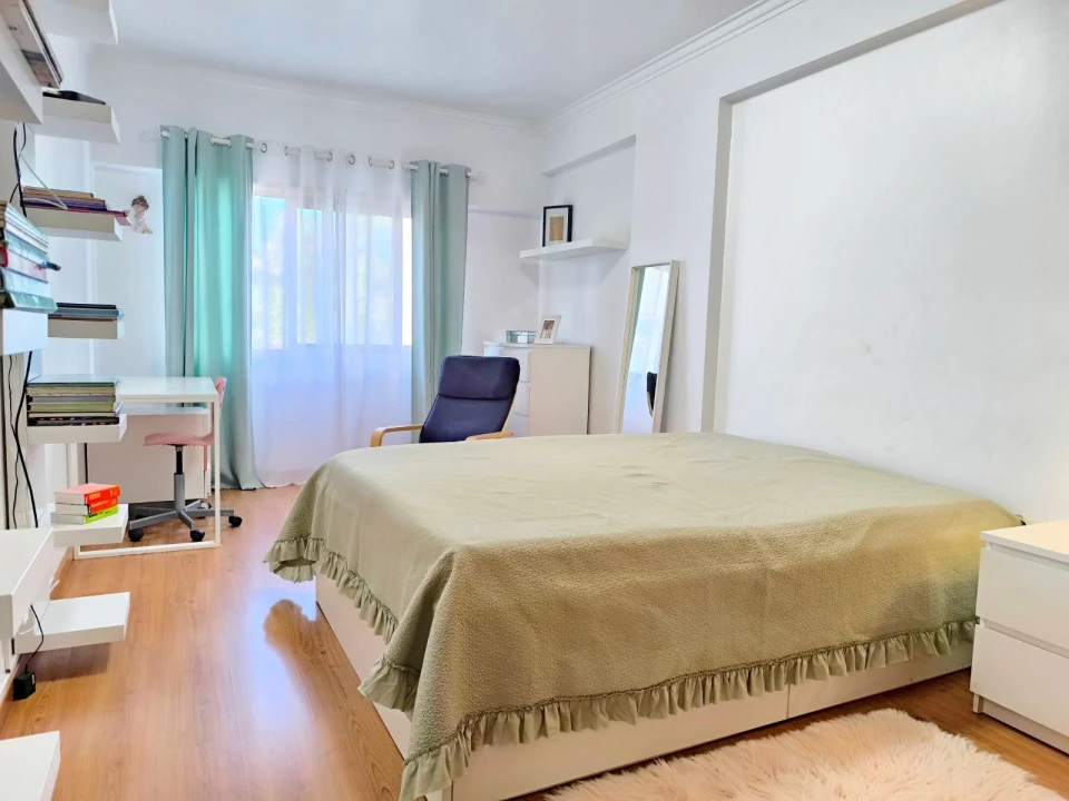Apartamento T3 para Venda em Cacém e São Marcos Foto 12