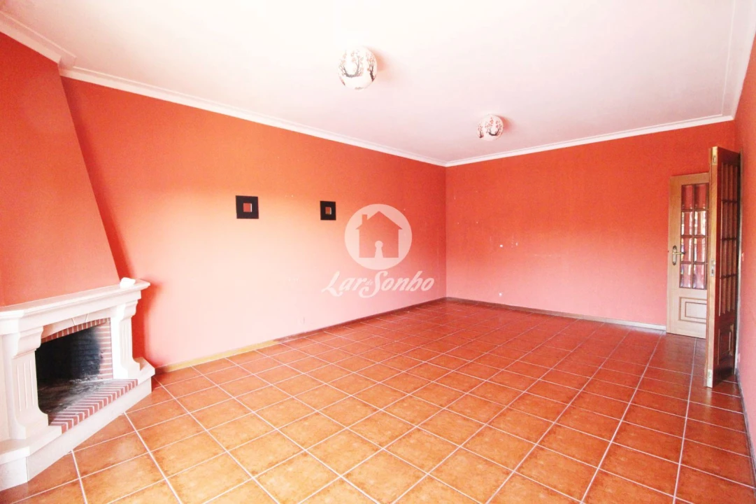 Apartamento T2 para Venda em Arcozelo Foto 2