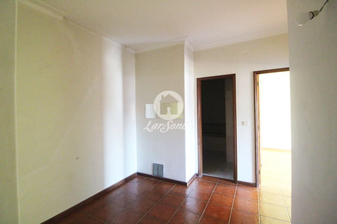 Apartamento T2 para Venda em Arcozelo Foto 5