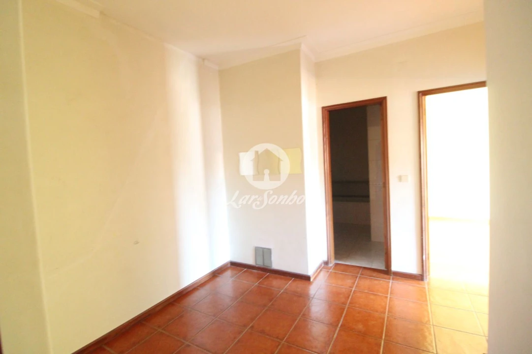 Apartamento T2 para Venda em Arcozelo Foto 7