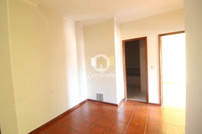 Apartamento T2 para Venda em Arcozelo