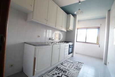 Apartamento T2 para Venda em Arcozelo