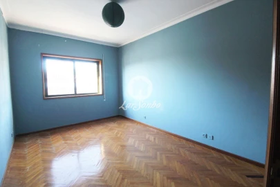 Apartamento T2 para Venda em Arcozelo