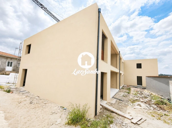Apartamento T2 para Venda em Manhente Foto 3