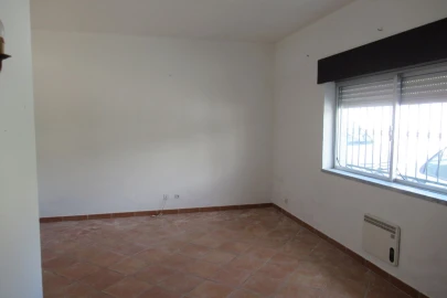 Moradia T3 para Venda em Nossa Sra de Fatima