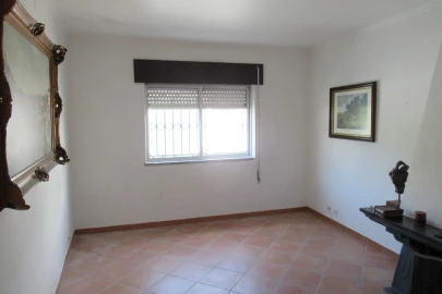 Moradia T3 para Venda em Nossa Sra de Fatima