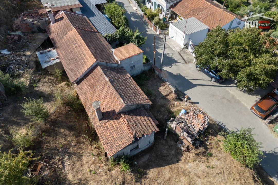 Moradia T2 para Venda em Seiça Foto 20