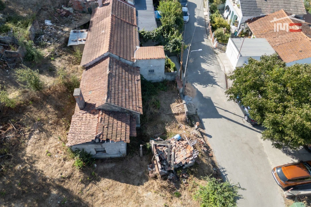 Moradia T2 para Venda em Seiça Foto 21