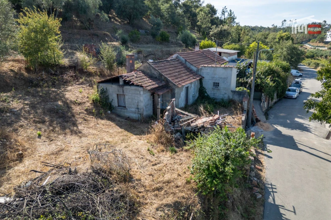 Moradia T2 para Venda em Seiça Foto 23