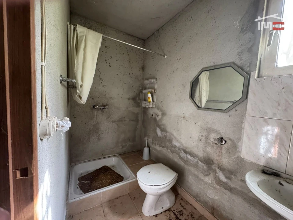 Moradia T2 para Venda em Seiça Foto 30