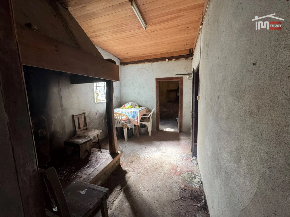 Moradia T2 para Venda em Seiça Foto 31