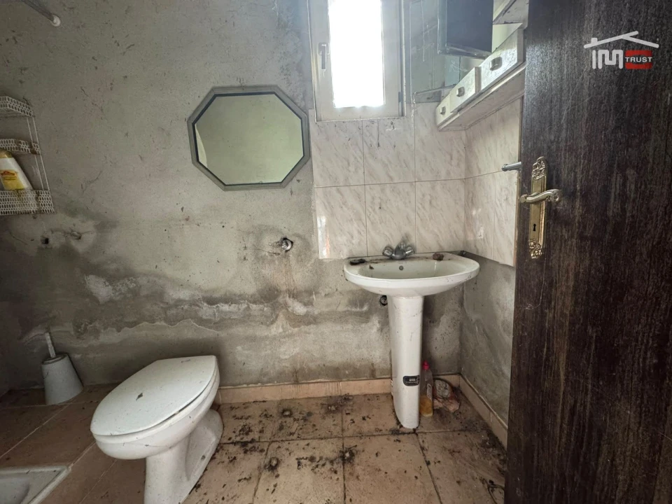 Moradia T2 para Venda em Seiça Foto 32