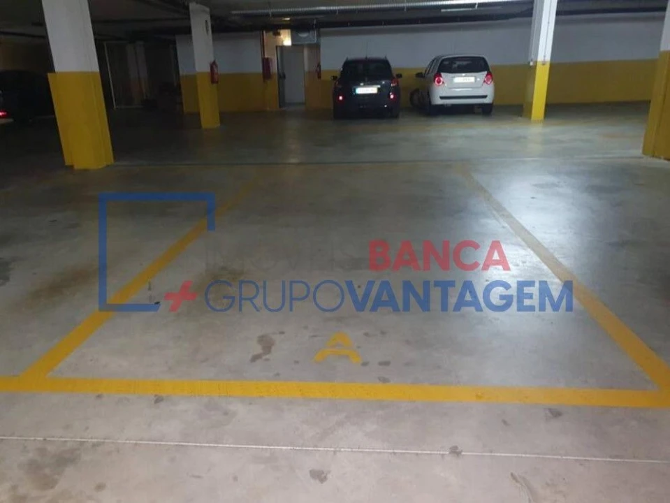 Apartamento T2 para Venda em Oliveira do Douro Foto 12