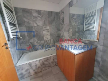 Apartamento T2 para Venda em Oliveira do Douro