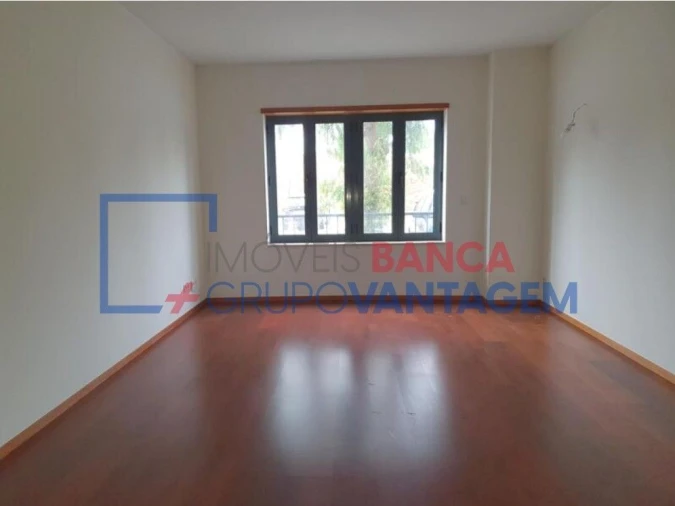 Apartamento T2 para Venda em Oliveira do Douro Foto 3