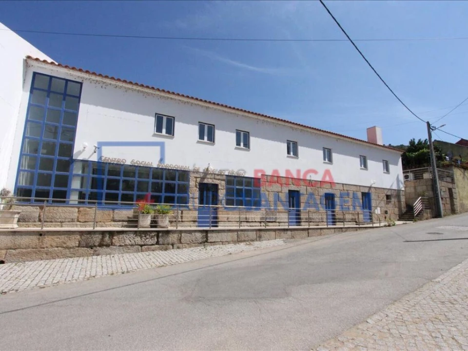 Loja para Venda em Vila Nova de Foz Côa Foto 2