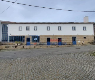 Loja para Venda em Vila Nova de Foz Côa