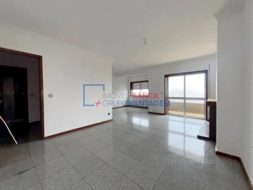 Apartamento T4 para Venda em Canidelo