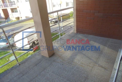 Apartamento T2 para Venda em Canelas