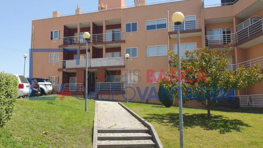 Apartamento T2 para Venda em Canelas