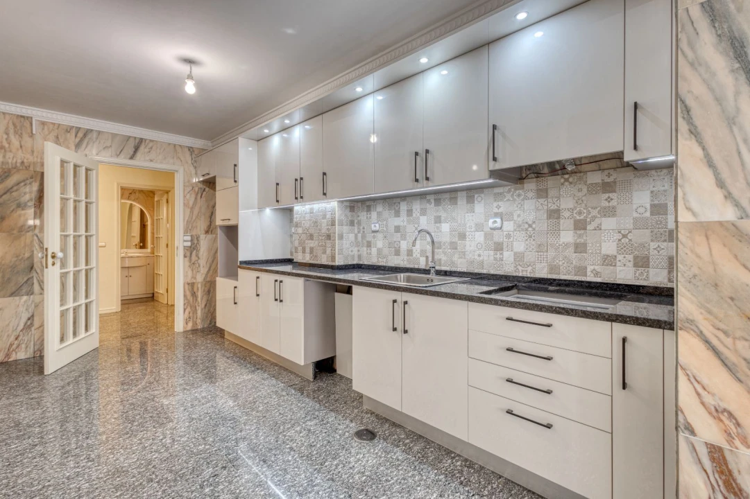 Apartamento T3 para Venda em Santa Marinha e São Pedro da Afurada Foto 5