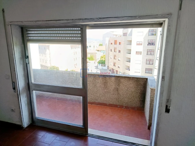 Apartamento T3 para Venda em Oliveira do Douro Foto 14