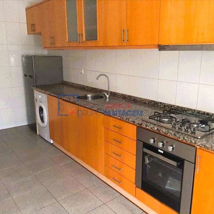 Apartamento T2 para Venda em Ermesinde Foto 13