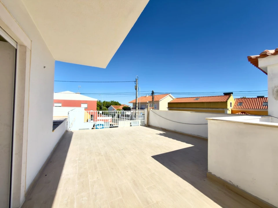 Apartamento T3 para Venda em Alcabideche Foto 2
