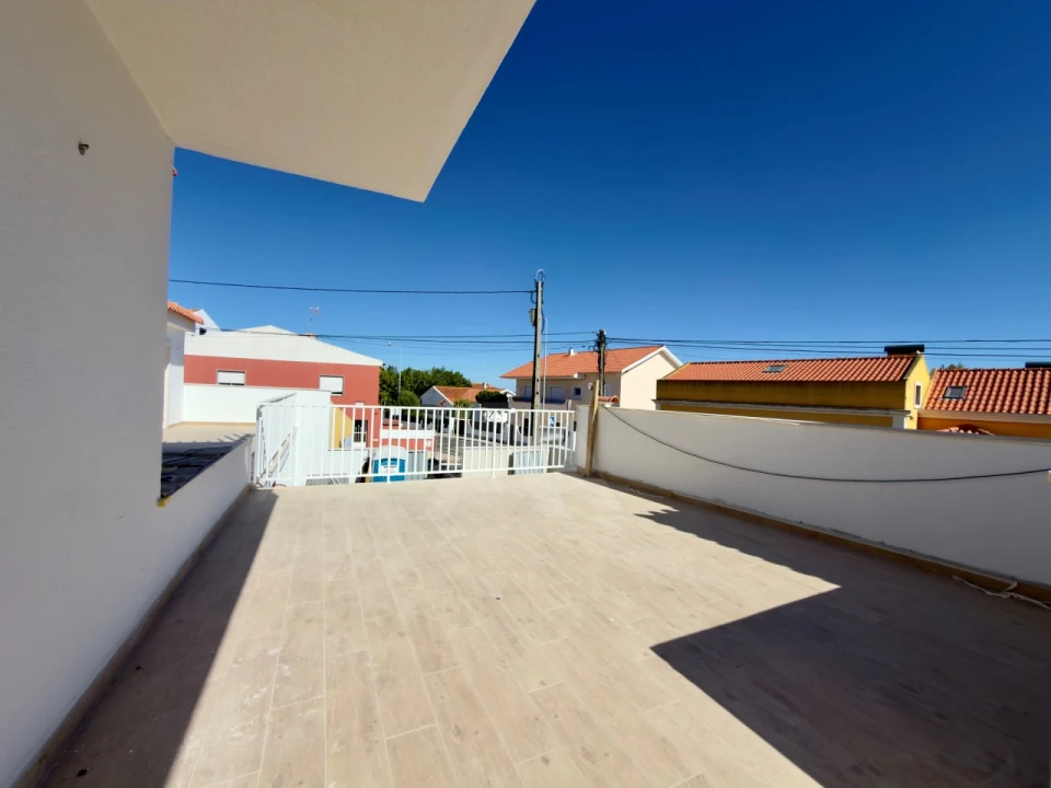 Apartamento T3 para Venda em Alcabideche Foto 3