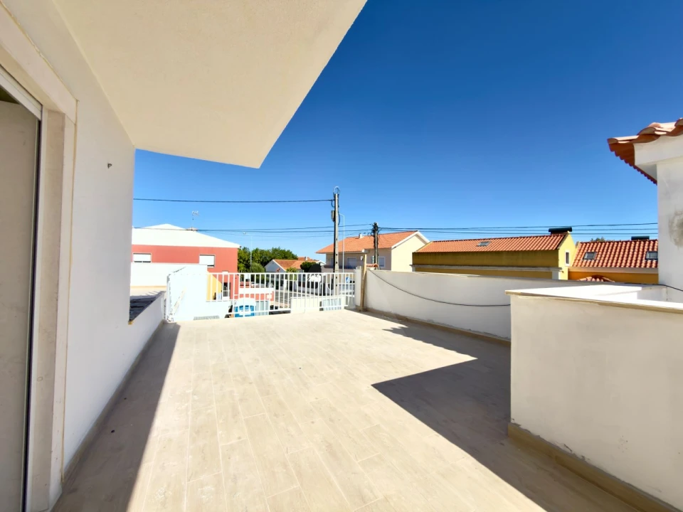 Apartamento T3 para Venda em Alcabideche Foto 2