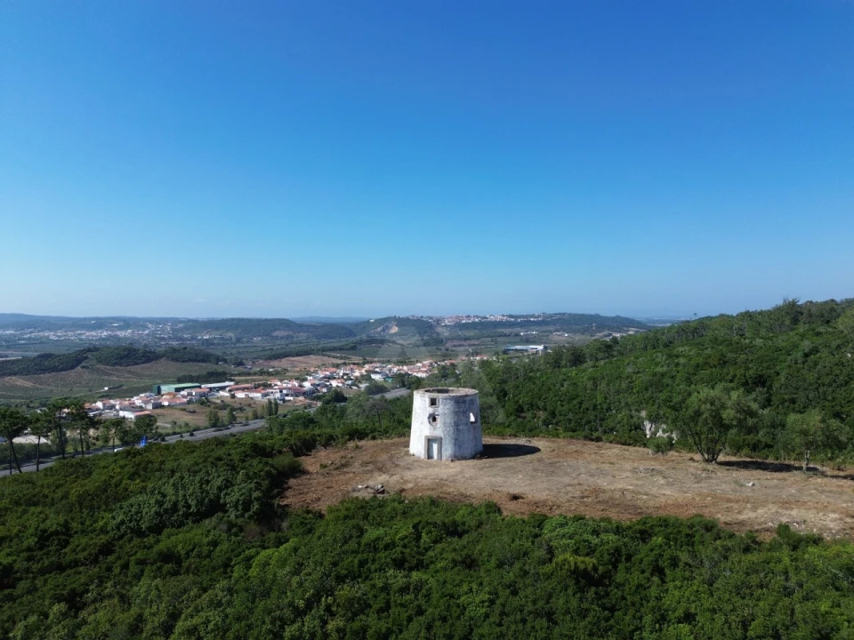Moradia T1 para Venda em Roliça Foto 5