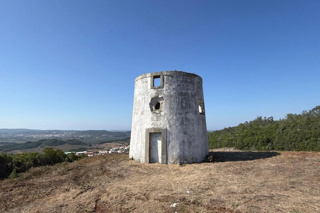 Moradia T1 para Venda em Roliça Foto 3