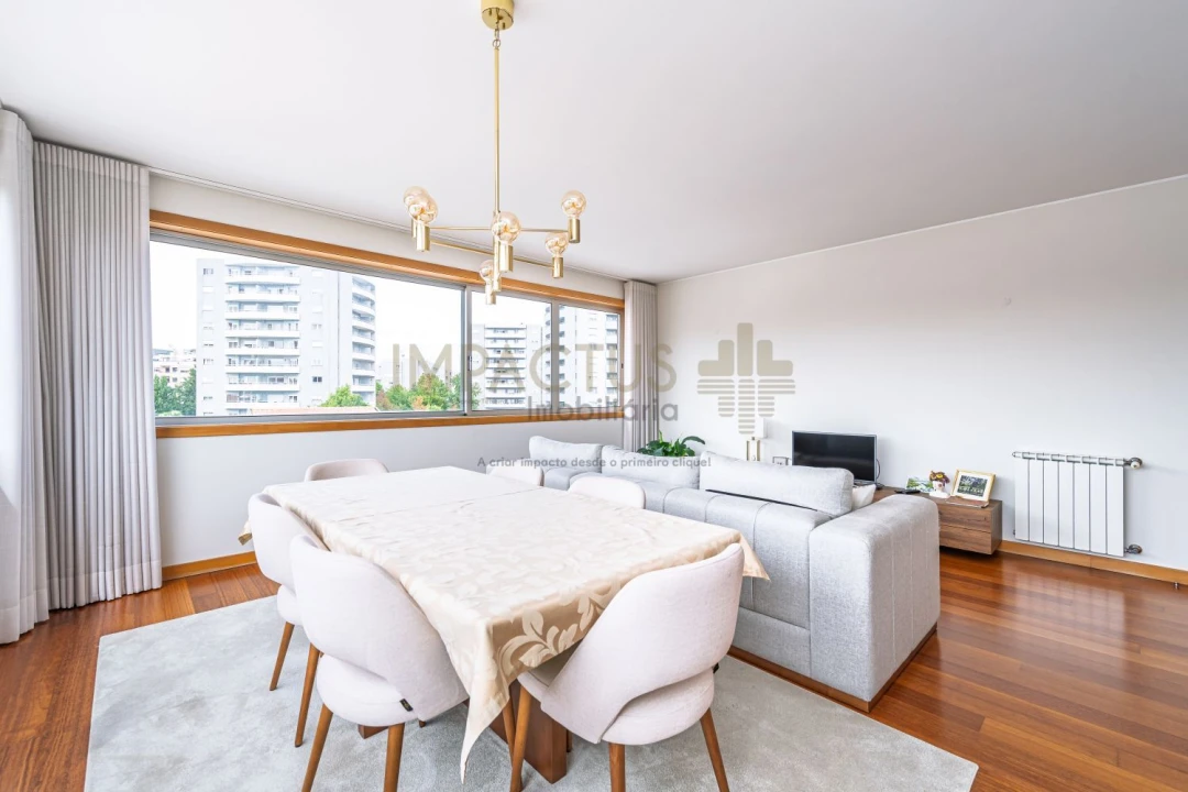 Apartamento T2 para Venda em Aguas Santas Foto 4