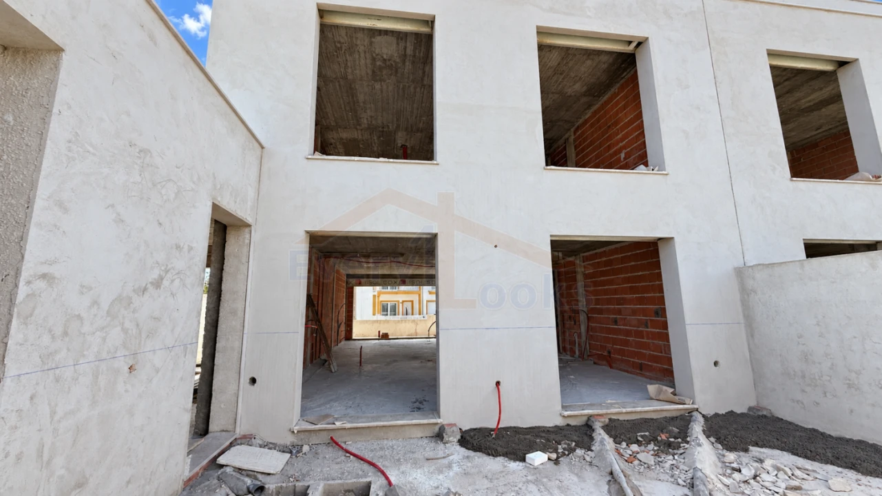 Moradia T4 para Venda em Atouguia da Baleia Foto 10
