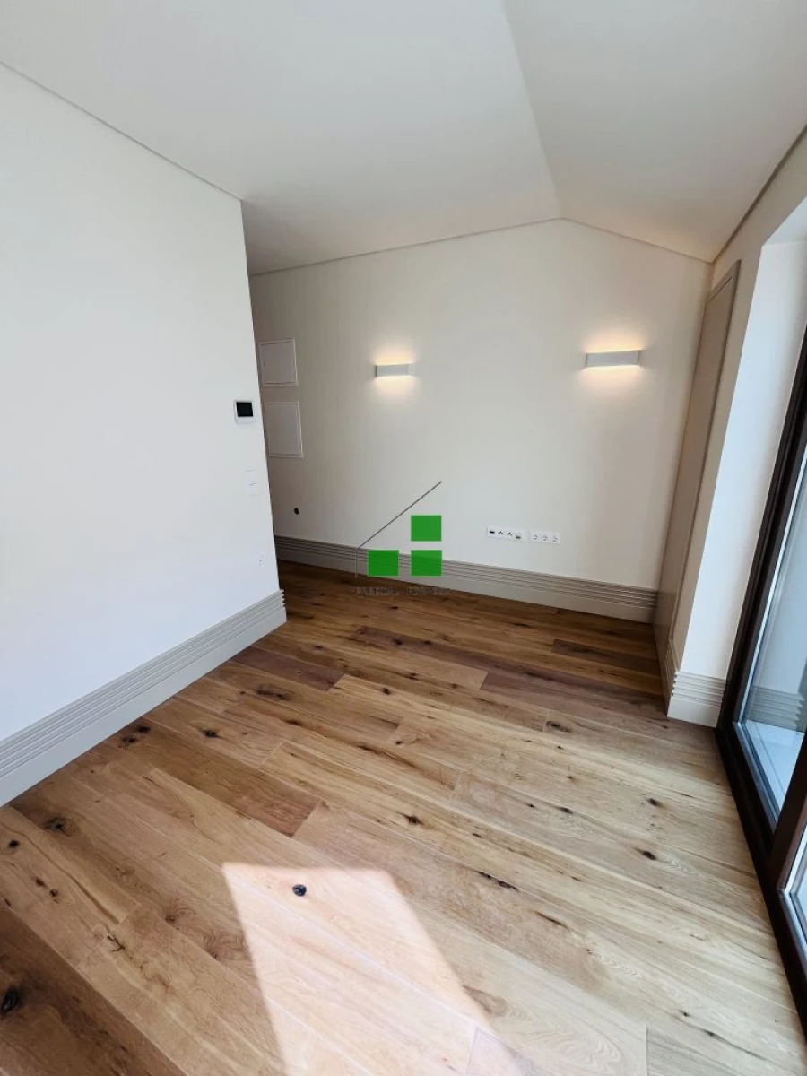 Apartamento T1 para Venda em Cedofeita, Santo Ildefonso, Sé, Miragaia, São Nicolau e Vitória Foto 8